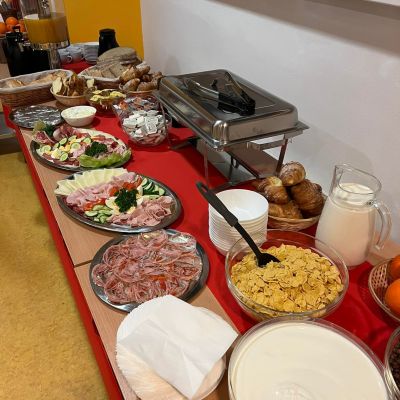 Snídaně formou švédských stolů