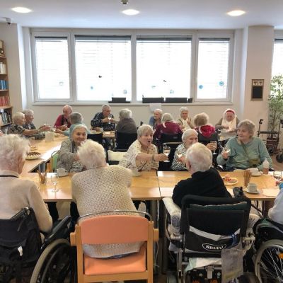 Únorová oslava narozenin 